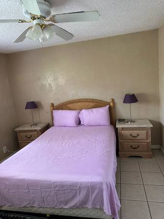 $750 / 1br - Renting one of my two bedrooms apartment (Fort Lauderdale)64002015995267124