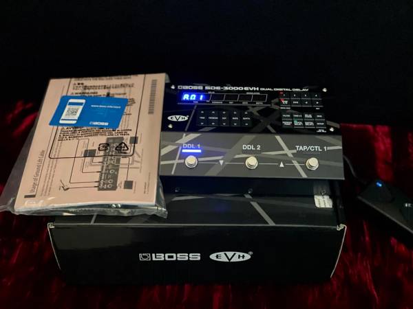BOSS EVH SDE-3000 Dual Digital Delay 1