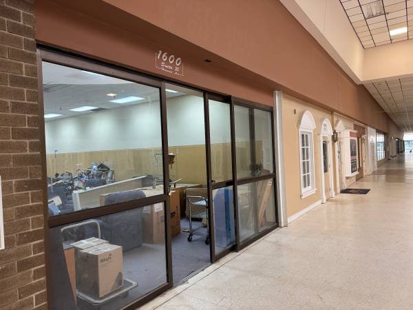 $885 / 1500ft2 - COMERCIAL, OFICINA, LOCAL COMERCIAL 20 TARBORO NC (1600 WESTERN BOULEVARD TARBORO NC 27886)63897185777923123