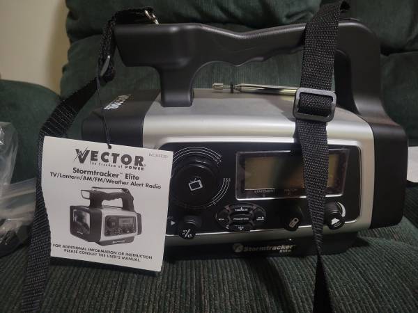 Vector stormtracker elite alert radio 1