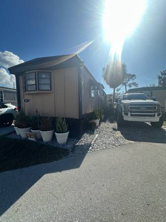 2 Bedroom 1 Bath mobile home for sale 1