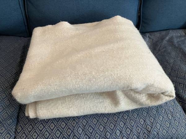 Blanket (Twin Size) 1