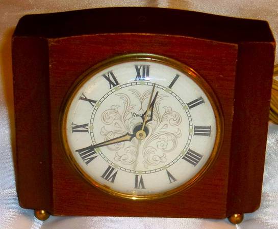 Amazing Vintage Ornate Westclox Wood Case Electric Alarm Clock 1