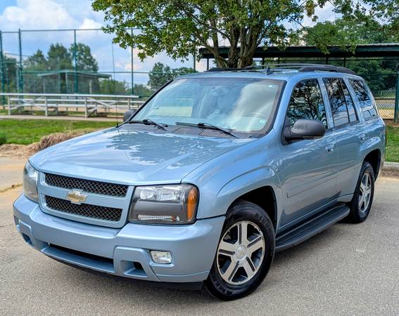 2006 Chevrolet Trailblazer LT 3 Owner Super Clean Carfax in Hand - $6,250 (Walton)63470601143299121