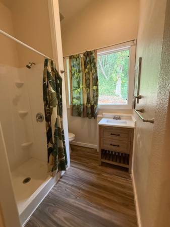 $1,500 / 1br - 1 bed 1bathroom in a shared house 1500$ per month in kapaa. (Kapaa)63939664818690122