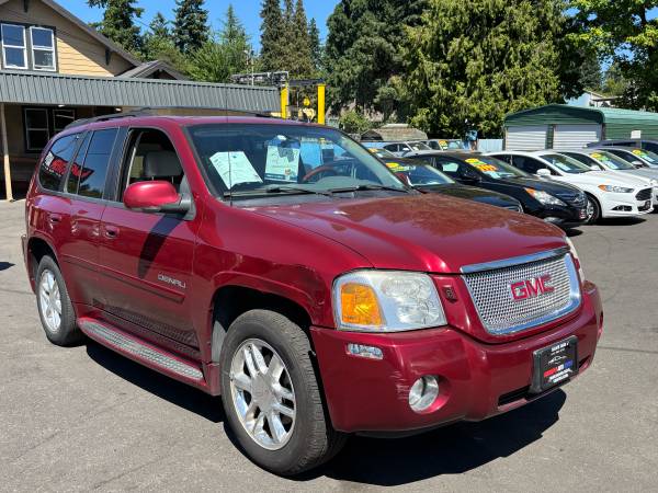 2007 GMC Envoy Denali // 4WD // V8 5.3L - $3.500 (Vancouver)63487408745345122
