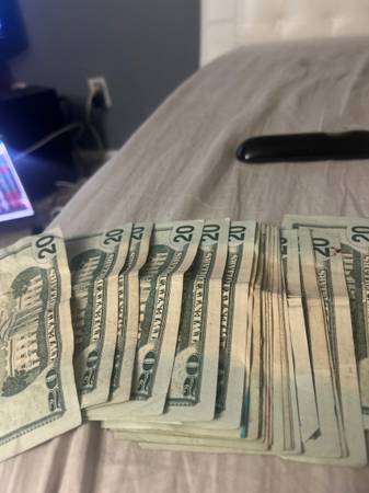 Any female wanna warm up with 420 n me 1