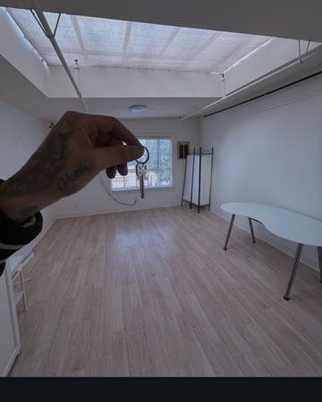 ¡Espacio privado de estudio disponible por $1,300! (berkeley)63890317186177120