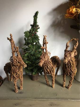 Holiday decor $10 each. 16” reindeer, 22” tree. 1