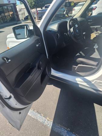 Transmisión manual - $4,400 (Sacramento)63619164554113123