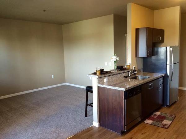$1,505 / 1br - 728ft2 - ¡LLAME A PLUMTREE HOME! (Albany)63624811556353122