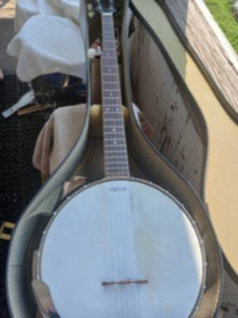 Vintage Grande 5 String Banjo w/Case Strap Books 1