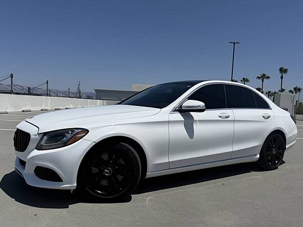 2015 Mercedes-Benz Clase C C 300 4 puertas Sedán - $11995,00 (san jose norte)63470788088963122