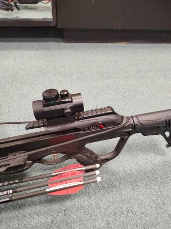 Barnett XP 350 Crossbow W/Scope & Quiver - $200 (Wilmington)63443895843971123