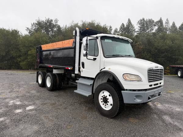 2015 Freightliner M2106 Dump Truck For Sale (u13445) 1