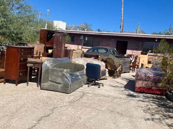 Estate Sale, Sat., Nov. 9, 9 AM-1PM 1