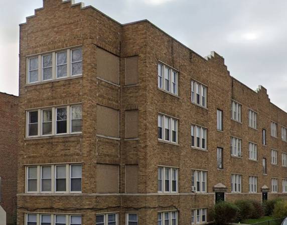 $775 / 1br - 700ft2 - 1 Bed 1 Bath Unit On Top Floor (East Chicago)63918414501507120