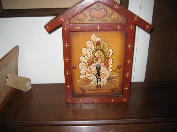 Hand painted clock with duck 1