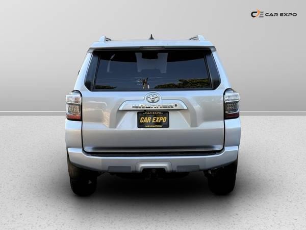 2017 Toyota 4Runner SR5 Sport Utility 4D suv Classic Silver Metallic - $24,998 (LLAME AL 530-464-5165 PARA DISPONIBILIDAD)63617729332993124