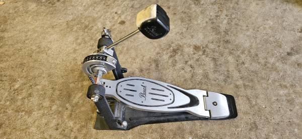 Don't Miss! P-900 Pearl Bass Drum Pedal - BlainePhyl 1
