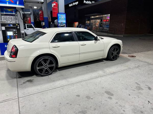 2007 Chrysler 300 - $3,000 (Long Beach)63654710819075123