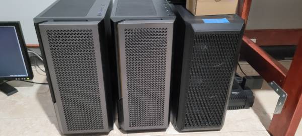 Antec P20 X9DR3-F 2xE5-2660v2 3GHz 20 núcleos 40 hilos 512GB RAM 1TB SSD NIC de 10GB - $400 (Bayside, Flushing, Whitestone)63471463153923121