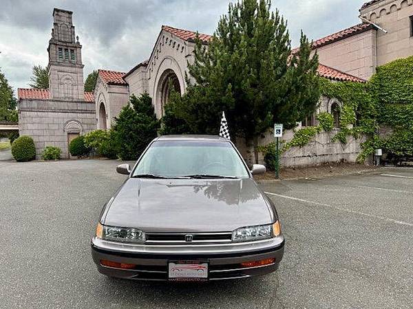 1993 Honda Accord LX 4 puertas Sedán - $6600.0063617361946881122