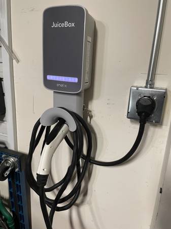 Juicebox EV Charger 40A 14-50 1