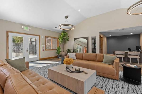 Reno NV, Designated Pet Area, 2/bd 1