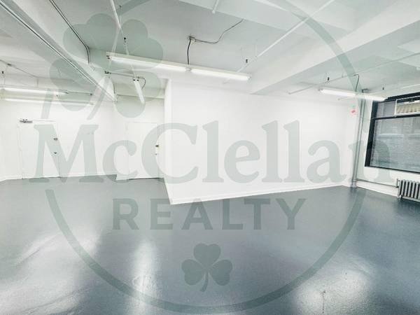 $3,975 / 1239ft2 - Luminous Corner Windows, High Ceilings, Garment District, LED Lighting (Midtown West)63874744157187122