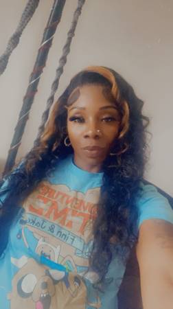 Woman seeking work in the Milwaukee surrounding areas 1