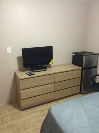 $175 / 1br - 175 per week furnished room cable/ wifi installed alreasy. (Staten island NY)63788622756097123