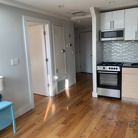 $1,450 / 3br - Habitación encantadora en dúplex de 3 habitaciones en Rad Bushwick!! (Bushwick)63854289620227121