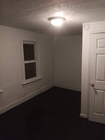 $2400.00 / 4br - 1500ft2 - 3 Story Townhouse (Corner Unit)63951424878466124