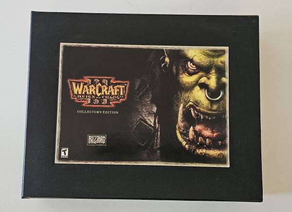WarCraft 3 collectors edition.  (No game) 1