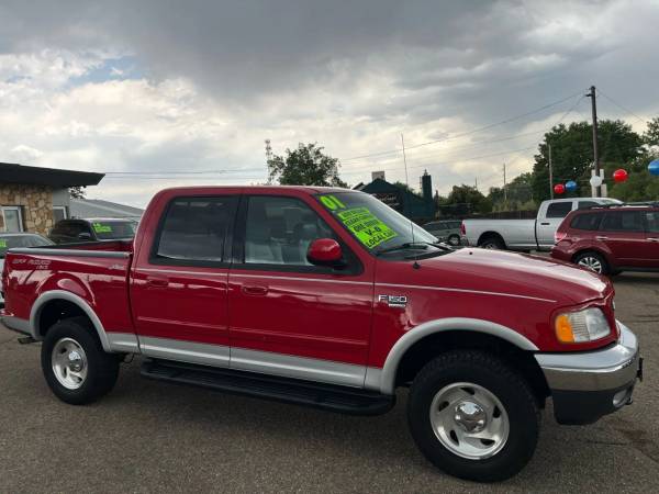 Camioneta Ford F150 SuperCrew Cab 4x4 4WD F-150 de 2001 con cama corta 4D - $14,999 (Colorado's Midway Motors)63619821895041121