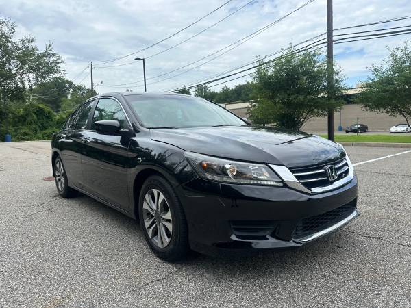 2013 Honda Accord LX (bajos kilómetros!) - $8,900 (condado de Rockland)63614008399745122