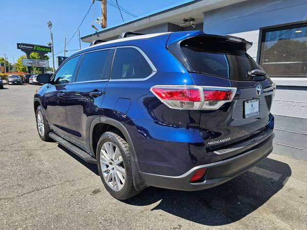 2014 Toyota Highlander XLE 5TDJKRFH9ES049136 - $21,999 (For the Top Pre-owned Selection in the s)63617194320899123