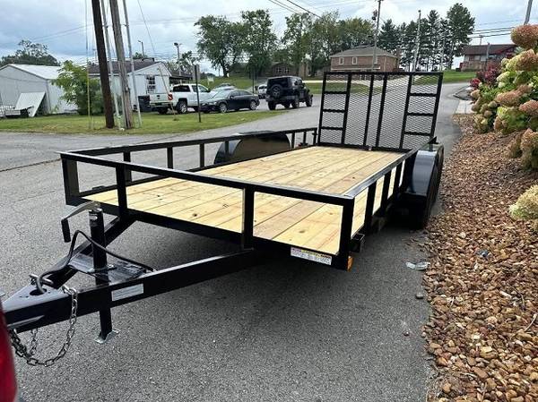 Utility trailer 16' X 6' 4 Good condition. 1