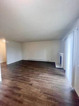 $1,395 / 1br - 665ft2 - Look and Lease Today! One Bedroom Ready for Move In! (University Place)63400054458881124