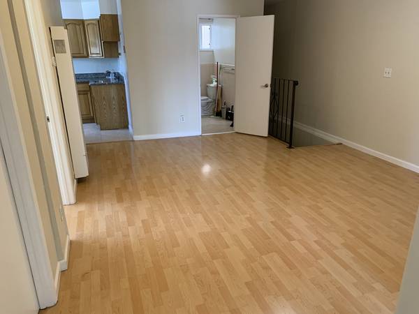 $4,250 / 4br - Top Floor Flat - Private Deck w/ Views - BRIGHT - Near Transportation (excelsior / outer mission)64030488637442121