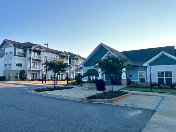 $1,537 / 2br - 1029ft2 - Subarriendo de 3 Meses - Apartamento de 2 Habitaciones, 2 Baños (Greer)63783789571203121