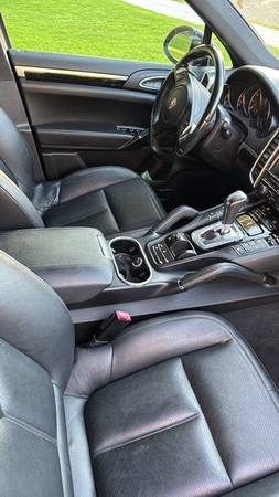 2014 PORSCHE CAYENNE 3.6L V6 BLACK ON BLACK - $10,500 (morgan hill)63470224792067123