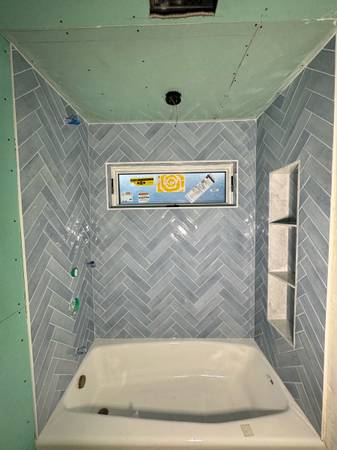 Skilled Tile Setter (323)399-2323 1