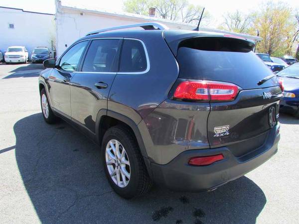 2016 Jeep Cherokee 4x4 Latitude 2.4L I4 F DOHC 16V - $7,488 (Purcellville)63440055580547124
