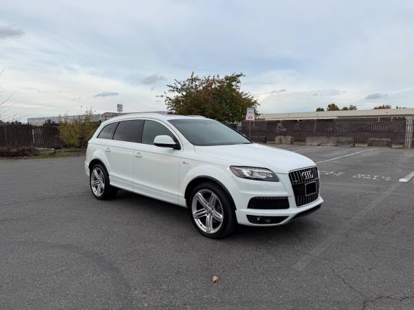 2014 Audi Q7 S-Line 1