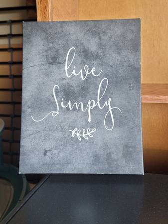 Live simply canvas art 1