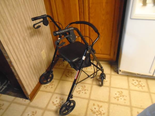 Rollator Rolling Walkers 1