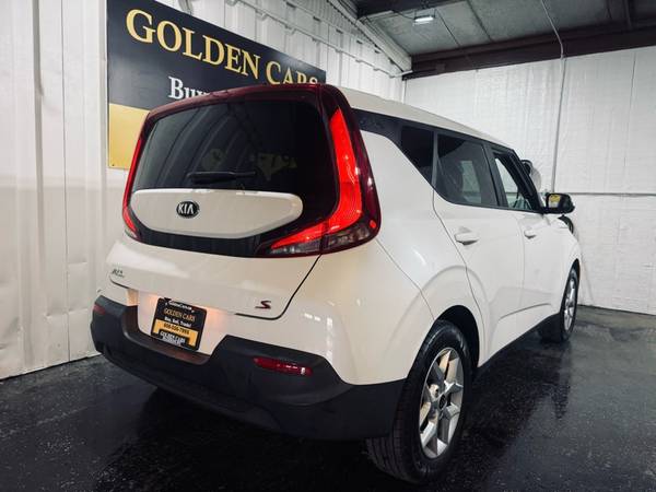 2021 Kia Soul s - $9,900 (2121 n stoughton rd madison wi 53704)63625030267139124