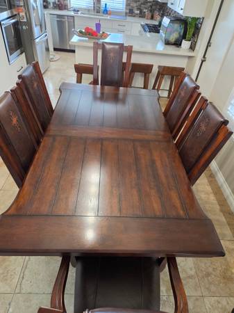 Dinning Table & Chairs 1
